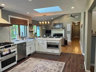 Peaceful 3 BR with a pool near the beach!