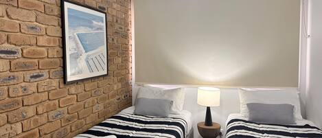 Wifi gratis y ropa de cama