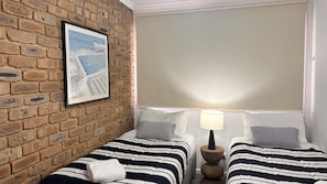 Wifi gratis y ropa de cama 