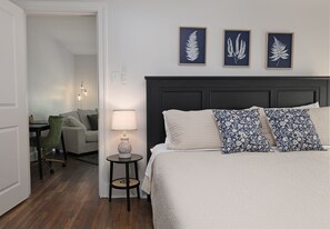 2 bedrooms, desk, iron/ironing board, free WiFi