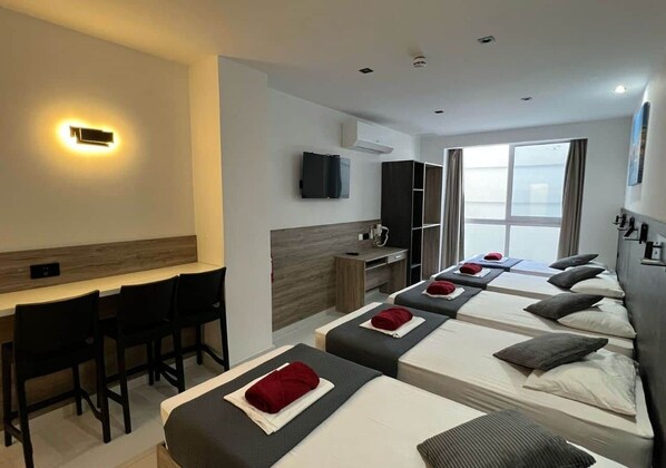 1 bedroom, WiFi, bed sheets