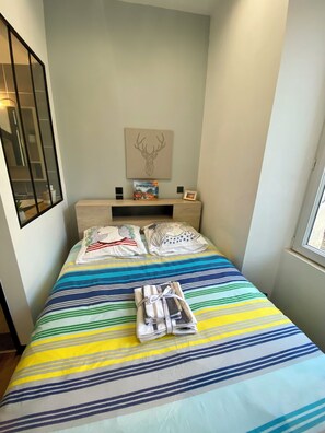 1 bedroom, iron/ironing board, travel cot, free WiFi - Charming little studio near the center and beaches (Banyuls-sur-Mer)