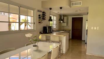 Microwave, oven, stovetop