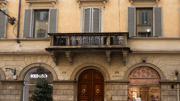 Unclassified image, 1 of 23, button - iFlat | Spanish Steps Elegant & Spacious Apartment (Rome)