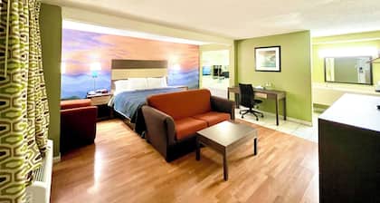 Hometown INN