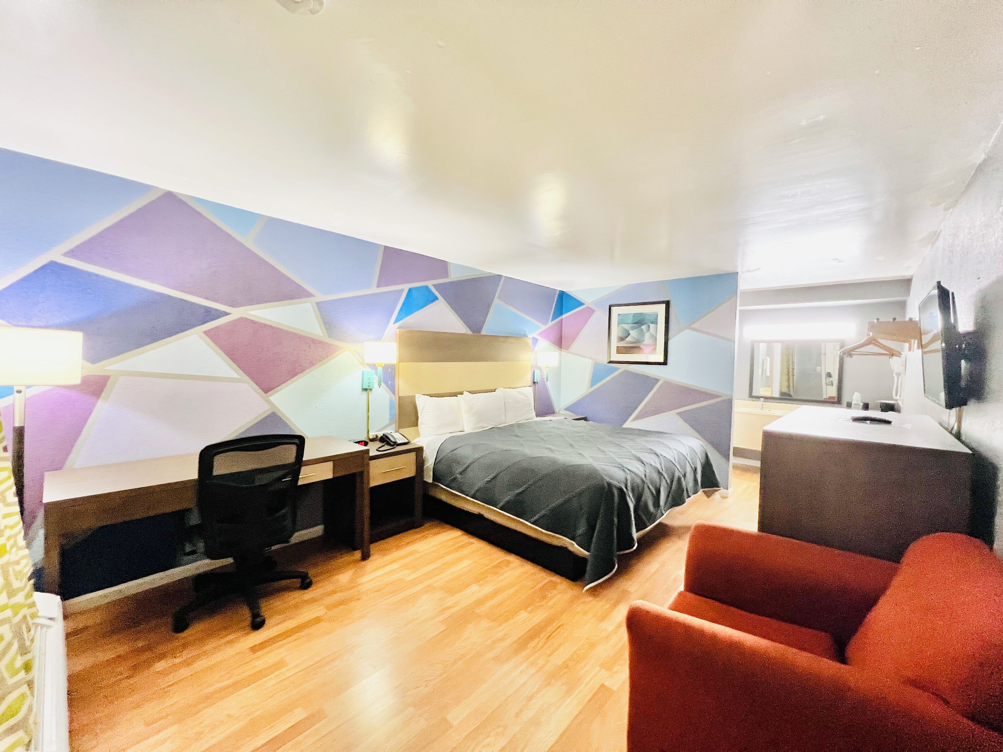 Habitación estándar, 1 cama de matrimonio grande, no fumadores | Escritorio, espacio para trabajar con un portátil, wifi gratis