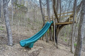 Children’s area - Center Hill Lake A-Frame - Lake Access & Boat Ramp (Smithville)