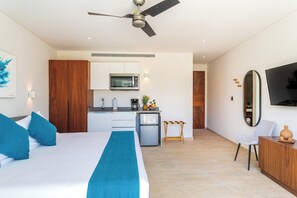 Blackout curtains, iron/ironing board, free WiFi