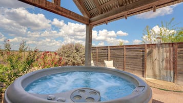 Baignoire à remous extérieure