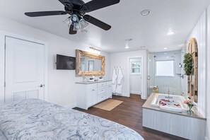 1 chambre, fer et planche à repasser, accès au Wi-Fi (inclus)