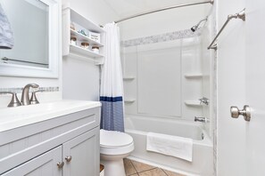 Hair dryer, towels, soap, toilet paper - Steps to Beach - Ocean View Two-Story Townhouse (North Myrtle Beach)