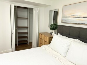 1 Schlafzimmer, Schreibtisch, Bügeleisen/Bügelbrett, WLAN