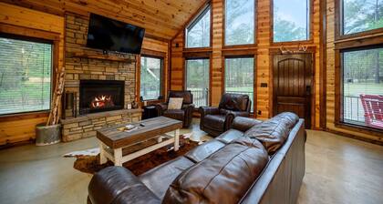 Sugar Mama Cabin for 10!