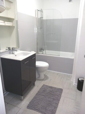 Hair dryer, towels, toilet paper