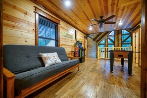 Cabin, Multiple Beds, Hot Tub, Garden View (Sugar Daddy) | Living area