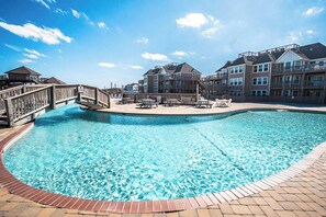 Pool - 1BR Coastal Condo w/ Pool Access (Kitty Hawk)