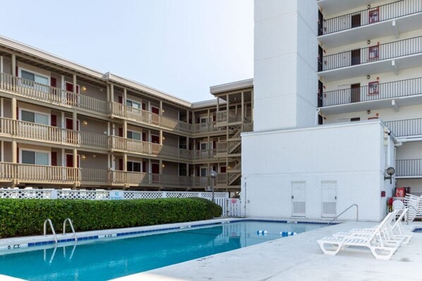 Pool - Oceanfront Views | Steps to the Sand | Pool (North Myrtle Beach)