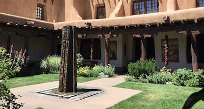 Charming 1BR Near Santa Fe Plaza