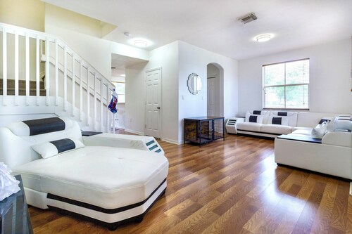 Your Home Away From Home!