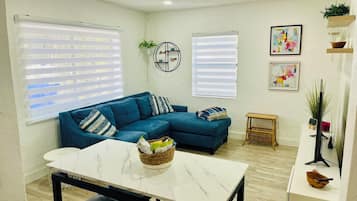 Älytelevisio, kirjoja