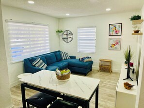 Älytelevisio, kirjoja