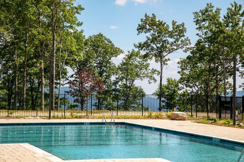 Calico Haven at Blue Ridge Mountain Club - Hot tub, 3 bedroom with great views