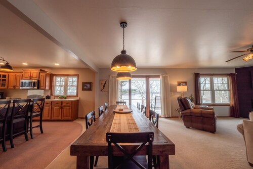 Lakefront Cabin w/ Firepit Nights & Scenic Views