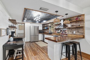 Microwave, oven, stovetop, dishwasher