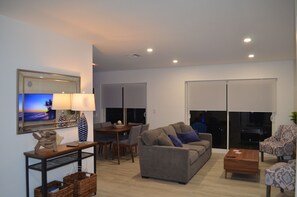 Smart-TV, Tischtennisplatte