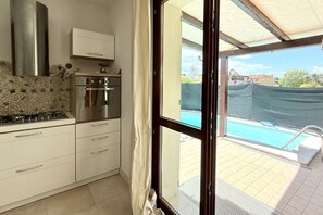 Frigorifero, forno, lavastoviglie