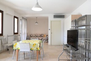 Interior - M427 - Marcelli, new three-room apartment with private pool (Numana)