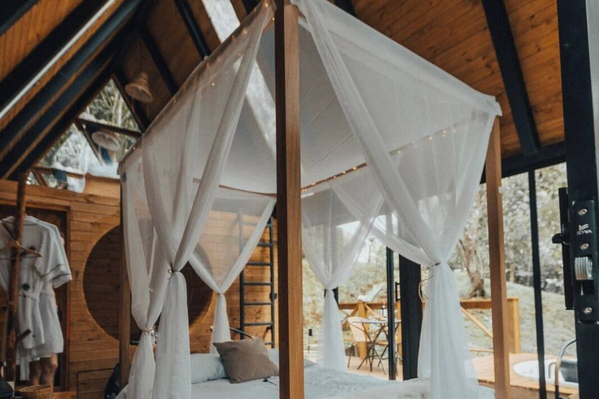 Deluxe Cabin, Balcony, Mountain View