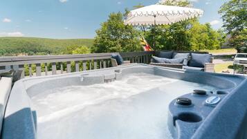 Bain à remous extérieur