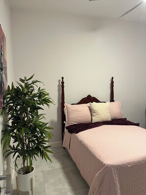 3 Schlafzimmer, Bügeleisen/Bügelbrett, WLAN