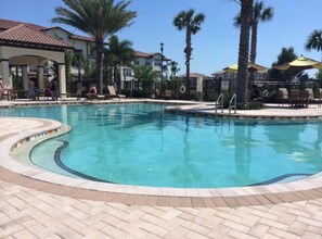 Alberca al aire libre 