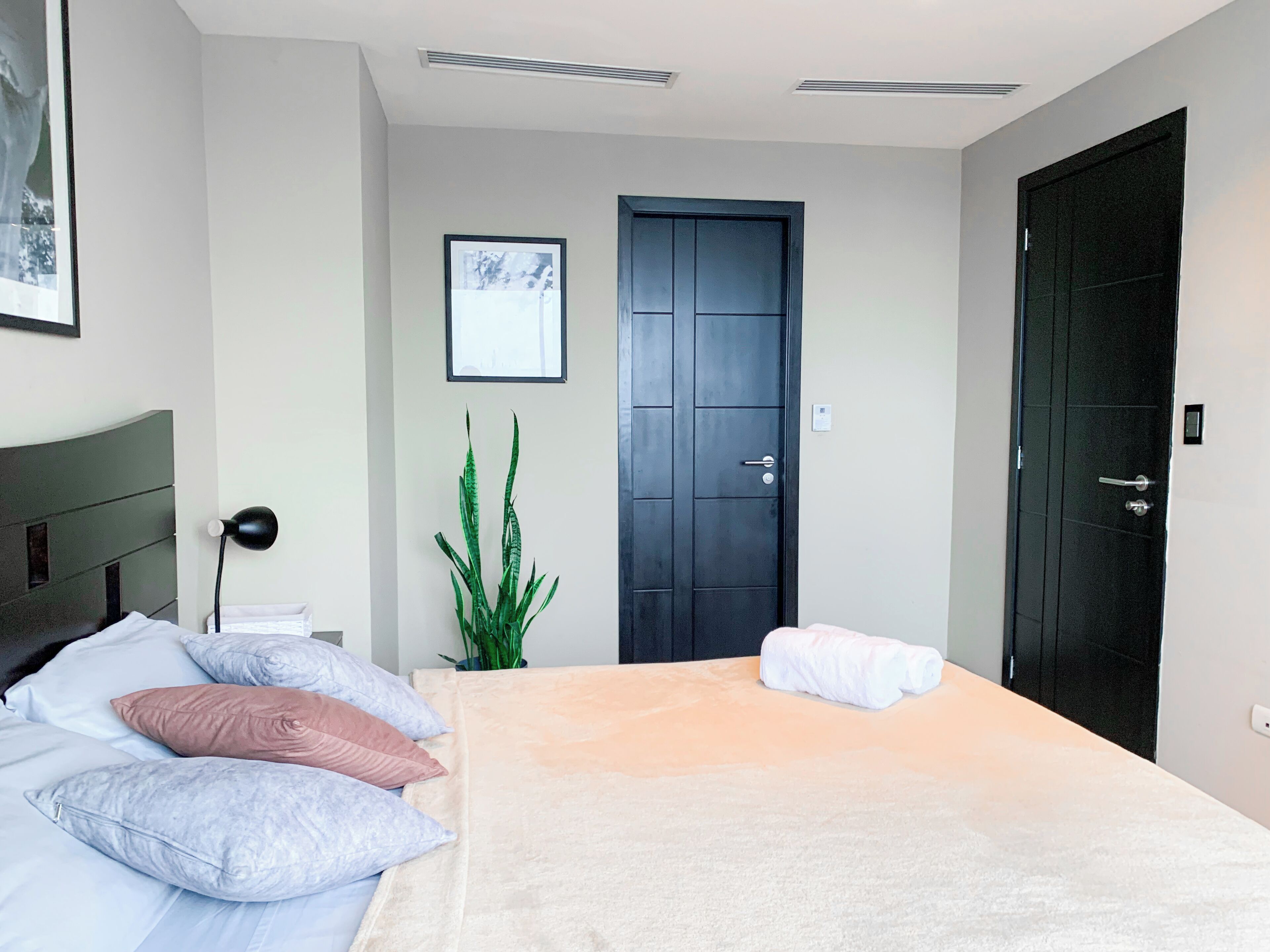 1 soveværelse, strygejern/strygebræt, Wi-Fi