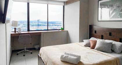Cozy 1-bedroom apartment with WiFi, AC & wonderfull views in lovely Guayaquil