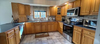 Atv,utv,snowmobile ,2 ski mountains Saddleback,Sugarloaf resorts