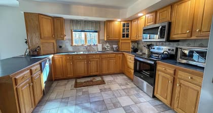 Atv,utv,snowmobile ,2 ski mountains Saddleback,Sugarloaf resorts