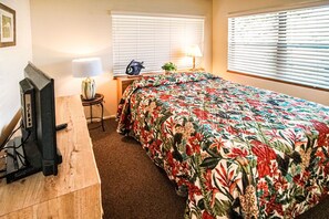 2 عدّة غرف نوم وواي فاي مجانًا وملاءات أسرّة