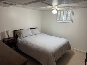 3 bedrooms, iron/ironing board, travel cot, free WiFi