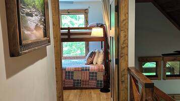 2 sovrum, strykjÀrn/strykbrÀda, gratis wi-fi och sÀngklÀder