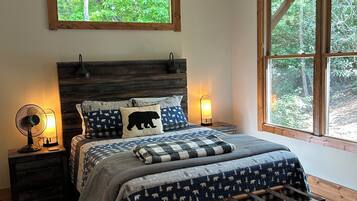 3 bedrooms, iron/ironing board, travel crib, free WiFi
