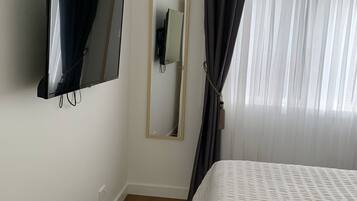 1 bedroom, iron/ironing board, WiFi, bed sheets