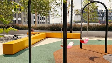 室外兒童遊樂區
