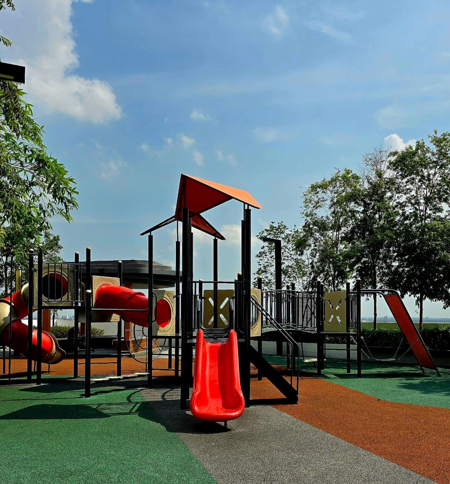 Children’s play area – outdoor