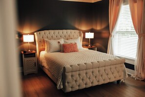 4 bedrooms, iron/ironing board, free WiFi, bed sheets