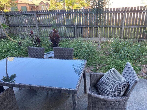 Outdoor dining