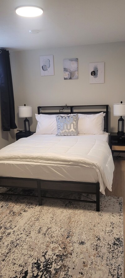 Hommie Basement Suite in Moncton