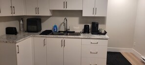 Private kitchen - Hommie Basement Suite in Moncton (Moncton)